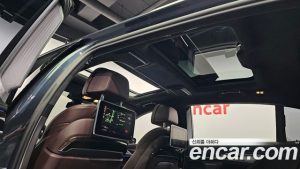 BMW 7-Series 730Ld xDrive Design Pure Excellence 2020 года из Южной Кореи