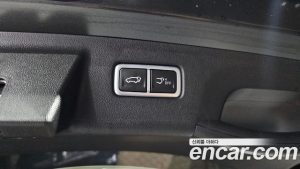 Kia Sorento Дизель 2.2 2WD 2024 года из Южной Кореи