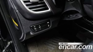 Kia Seltos Бензин 1.6 Turbo 2WD 2020 года из Южной Кореи