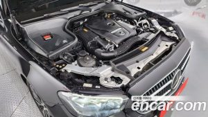 Mercedes-Benz E-Class E250 Avantgarde 2021 года из Южной Кореи