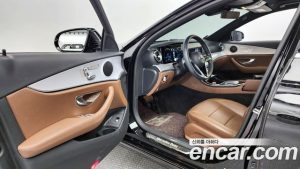 Mercedes-Benz E-Class E250 Avantgarde 2021 года из Южной Кореи