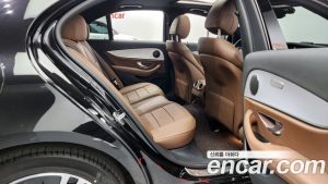 Mercedes-Benz E-Class E250 Avantgarde 2021 года из Южной Кореи