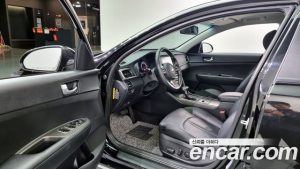 Kia K5 2.0 2020 года из Южной Кореи