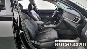Kia K5 2.0 2020 года из Южной Кореи