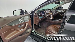 Mercedes-Benz CLS-Class CLS300d AMG Line 2020 года из Южной Кореи