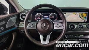 Mercedes-Benz CLS-Class CLS300d AMG Line 2020 года из Южной Кореи
