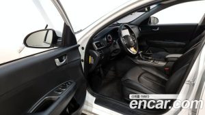 Kia K5 2.0 2020 года из Южной Кореи