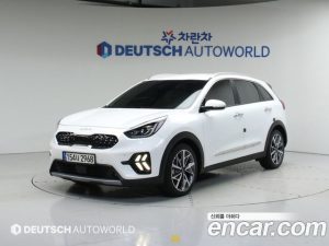 Kia Niro 1.6 HEV 2022 года из Южной Кореи