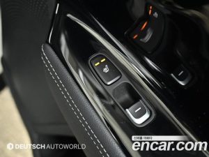 Kia Niro 1.6 HEV 2022 года из Южной Кореи