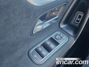 Mercedes-Benz CLA-Class CLA250 4MATIC 2021 года из Южной Кореи