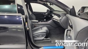 Audi SQ8 4.0 TDI 4WD 2021 года из Южной Кореи