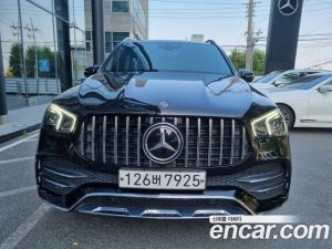 Mercedes-Benz GLE-Class GLE300d 4MATIC 2020 года из Южной Кореи