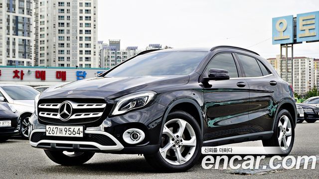 Mercedes-Benz GLA-Class GLA220 2019 года из Кореи