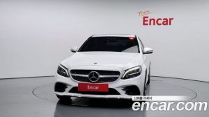 Mercedes-Benz C-Class C200 AMG Line 2021 года из Южной Кореи