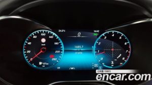 Mercedes-Benz C-Class C200 AMG Line 2021 года из Южной Кореи