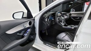 Mercedes-Benz C-Class C200 AMG Line 2021 года из Южной Кореи