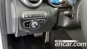 Mercedes-Benz C-Class C200 AMG Line 2021 года из Южной Кореи