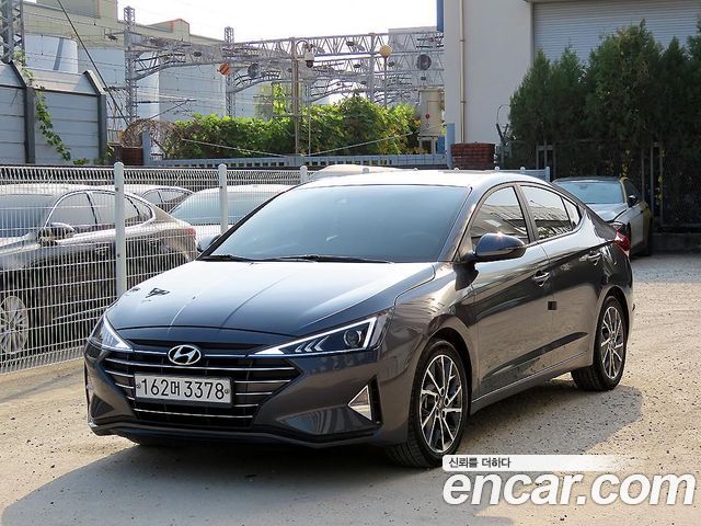 Hyundai AVANTE 1.6 2020 года из Кореи