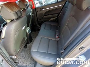 Hyundai AVANTE 1.6 2020 года из Южной Кореи