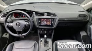 Volkswagen Tiguan 2.0 TDI Premium 2020 года из Южной Кореи