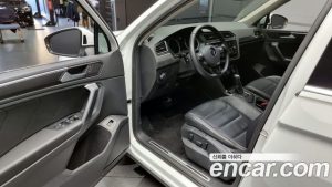 Volkswagen Tiguan 2.0 TDI Premium 2020 года из Южной Кореи