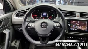 Volkswagen Tiguan 2.0 TDI Premium 2020 года из Южной Кореи