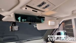 Land Rover Defender 110 D240 SE 2020 года из Южной Кореи