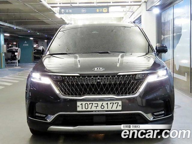 Kia Carnival Бензин 7-Seater Signature 2021 года из Кореи