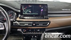 Kia Seltos Бензин 1.6 Turbo 2WD 2020 года из Южной Кореи