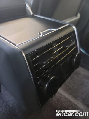 Land Rover Range Rover P530 SV LWB 2023 года из Южной Кореи