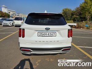 Kia Sorento Дизель 2.2 2WD 2021 года из Южной Кореи