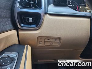 Kia Sorento Дизель 2.2 2WD 2021 года из Южной Кореи