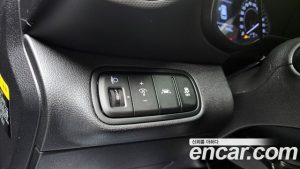 Hyundai Venue 1.6 Modern 2020 года из Южной Кореи