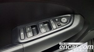 Hyundai Venue 1.6 Modern 2020 года из Южной Кореи