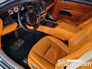 Rolls-Royce Wraith 6.6 Black Badge 2020 года из Южной Кореи