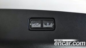 Genesis GV70 2.5T Бензин AWD 2023 года из Южной Кореи