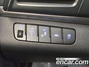 Hyundai AVANTE 1.6 2020 года из Южной Кореи