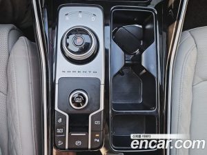 Kia Sorento HEV 1.6 2WD 2021 года из Южной Кореи