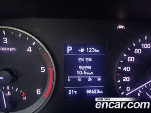 Hyundai Venue 1.6 Smart 2020 года из Южной Кореи