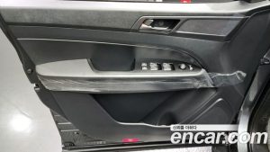 Ssangyong Rexton Дизель 2.2 4WD 2023 года из Южной Кореи