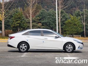Hyundai AVANTE 1.6 2021 года из Южной Кореи