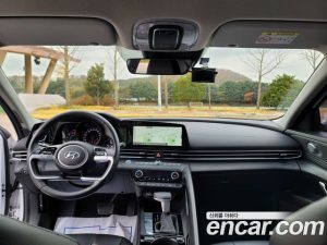 Hyundai AVANTE 1.6 2021 года из Южной Кореи