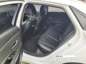 Hyundai AVANTE 1.6 2021 года из Южной Кореи