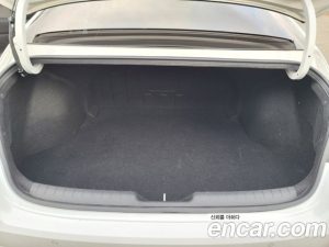 Hyundai AVANTE 1.6 2021 года из Южной Кореи