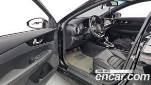 Kia K3 1.6 Turbo GT 5Door 2022 года из Южной Кореи