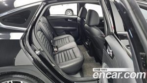 Kia K3 1.6 Turbo GT 5Door 2022 года из Южной Кореи