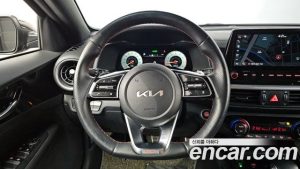 Kia K3 1.6 Turbo GT 5Door 2022 года из Южной Кореи