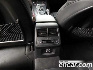 Audi A5 45 TFSI 4WD Premium Sportback 2019 года из Южной Кореи