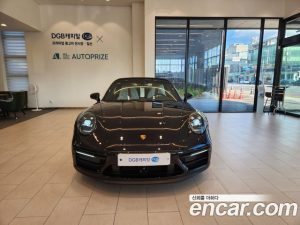 Porsche 911 CARRERA 4 GTS Cabriolet 2023 года из Южной Кореи