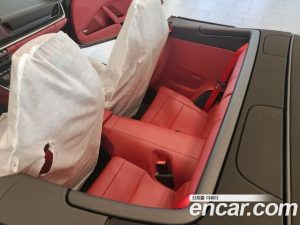 Porsche 911 CARRERA 4 GTS Cabriolet 2023 года из Южной Кореи